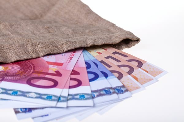 Nieuws uit Castricum: raad uit kritiek op de financiële plannen van het college