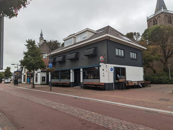 Nieuws uit Castricum: Carter ontkent te stoppen